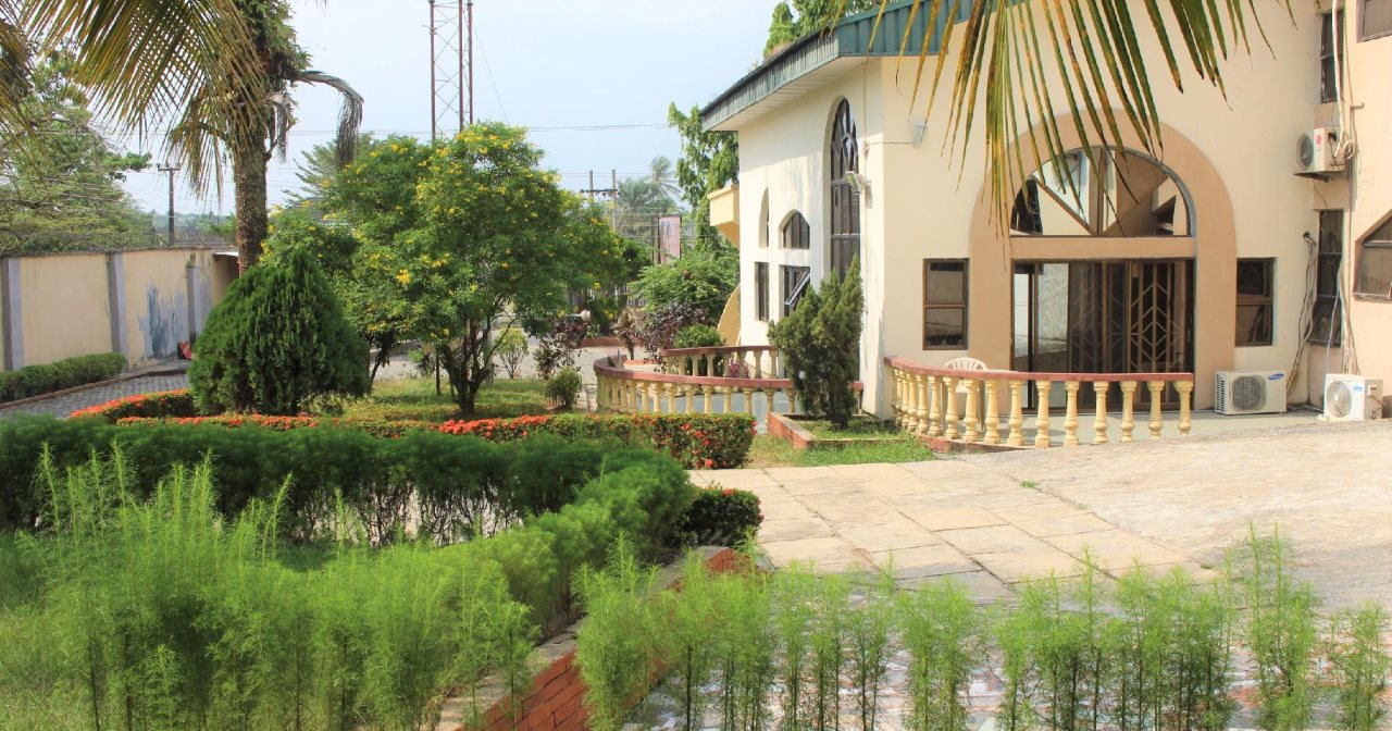Tourist Castle Hotel And Suites — Calabar