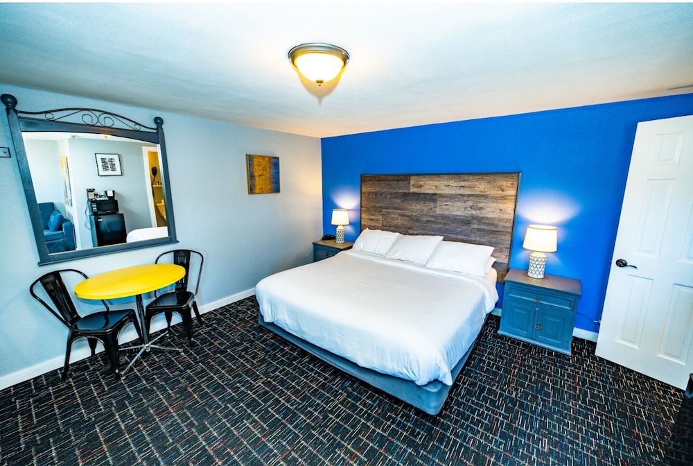 Coyote Mountain Lodge - photo 15