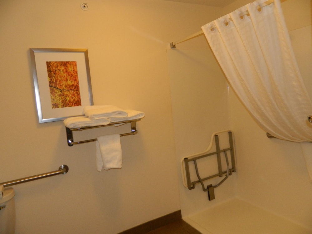 Candlewood Suites Harrisburg Hershey by IHG - photo 30