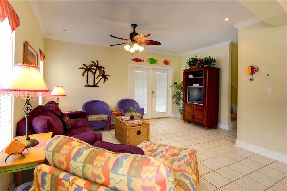 Purple Parrot Village - photo 58