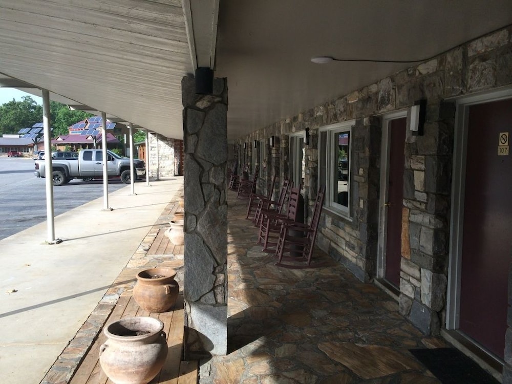Drama Inn - photo 31