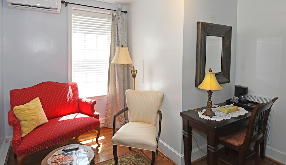 The Country Inn of Berkeley Springs - photo 14