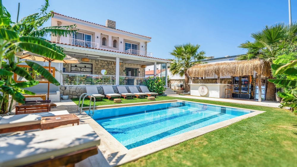 Solis Alacati - carbon neutral hotel in Cesme