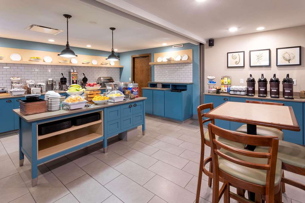 Country Inn & Suites by Radisson Fargo ND - photo 24