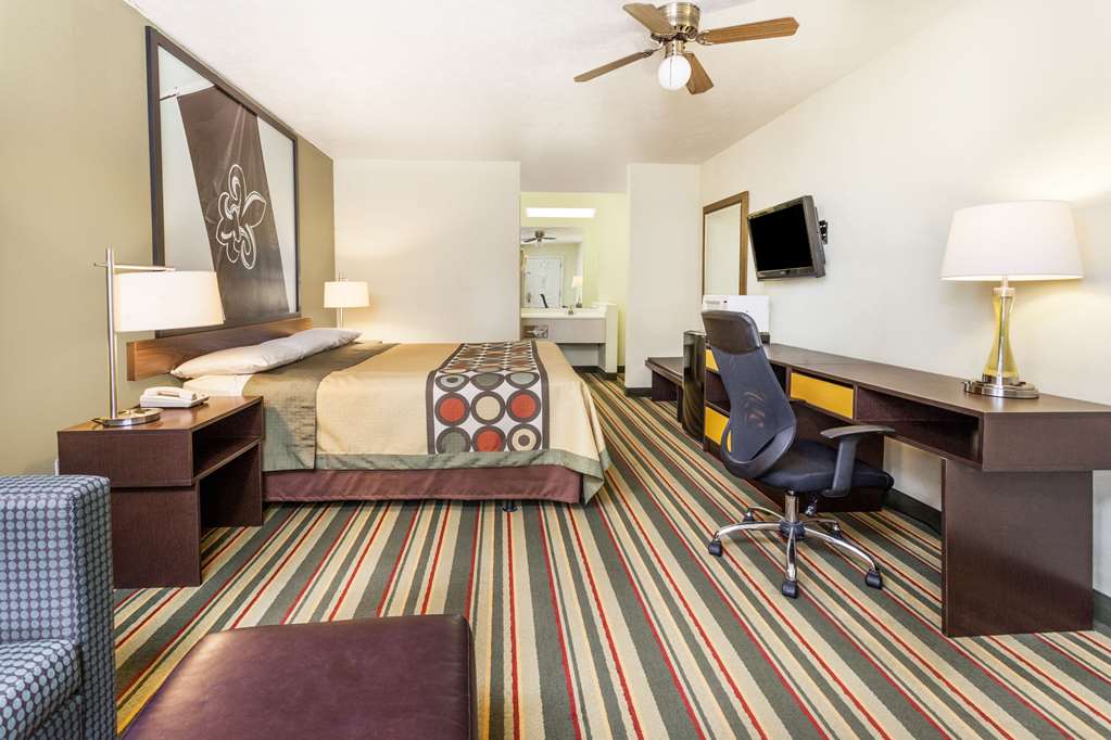 Super 8 by Wyndham Brookhaven - photo 28