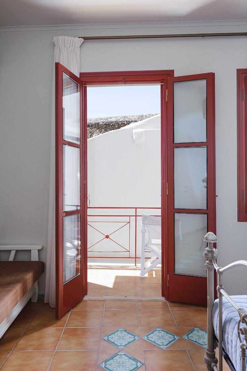 Rizes Studios - carbon neutral hotel in Rethymno