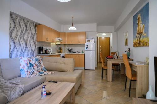 Premium Athenian District Urban 1 bedroom flat A — 4-Star Luxury Hotel in Athens, Greece