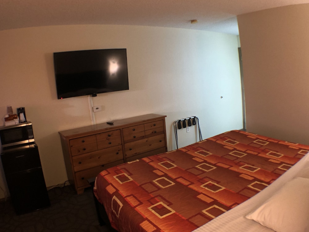 Tower 64 Motel & RV - photo 50