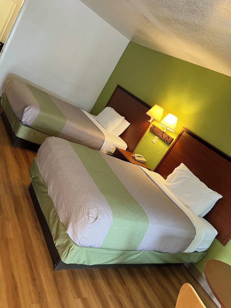 Motel 6 Sonora TX - photo 3