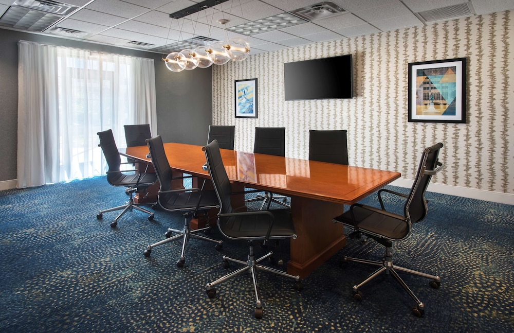 Homewood Suites Stewart Airport - photo 24