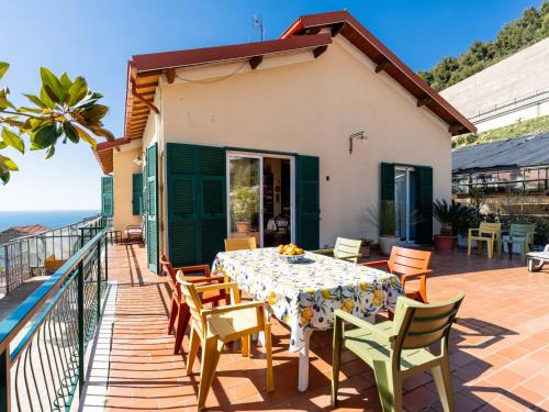 Holiday Home Casa Cycas by Interhome — 4-Star Luxury Hotel in Ospedaletti, Italy