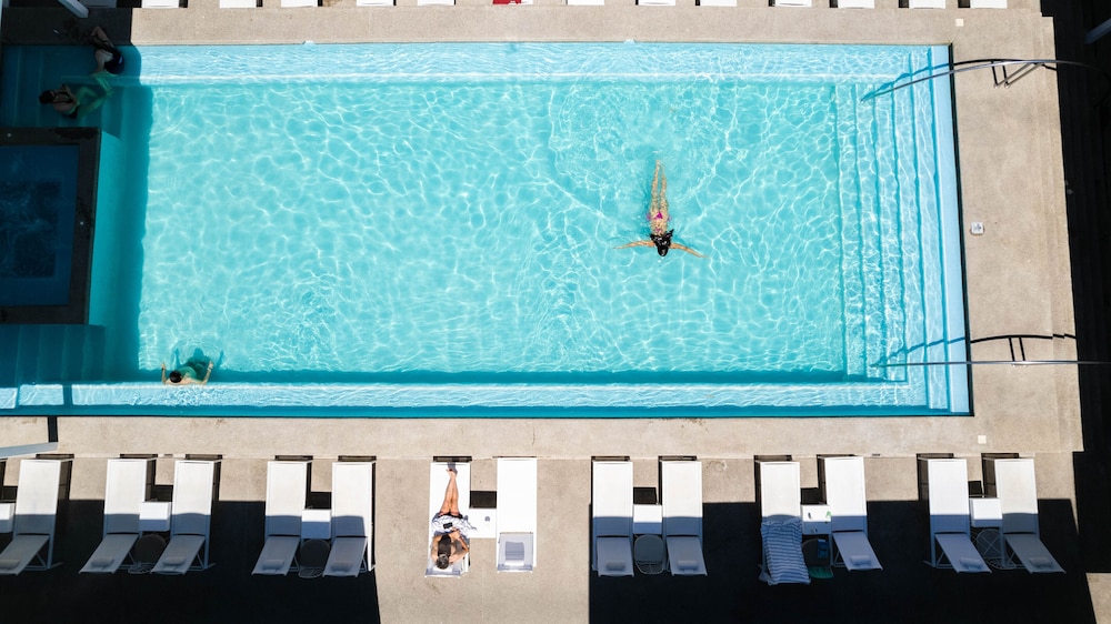Rooftop pool