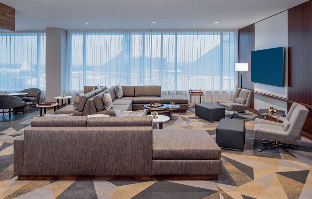 Hyatt Regency Portland at the Oregon Convention Center - photo 9