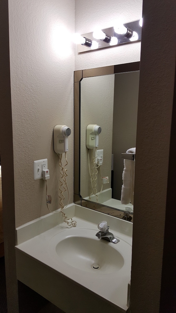 Gurnee Motel - photo 8