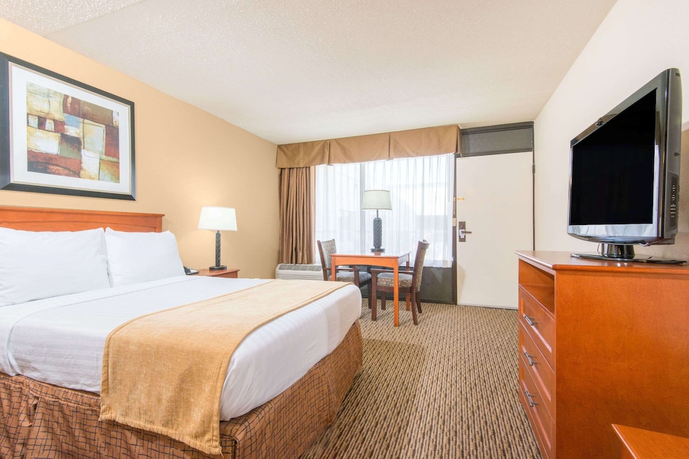 Days Inn by Wyndham Altus - photo 2