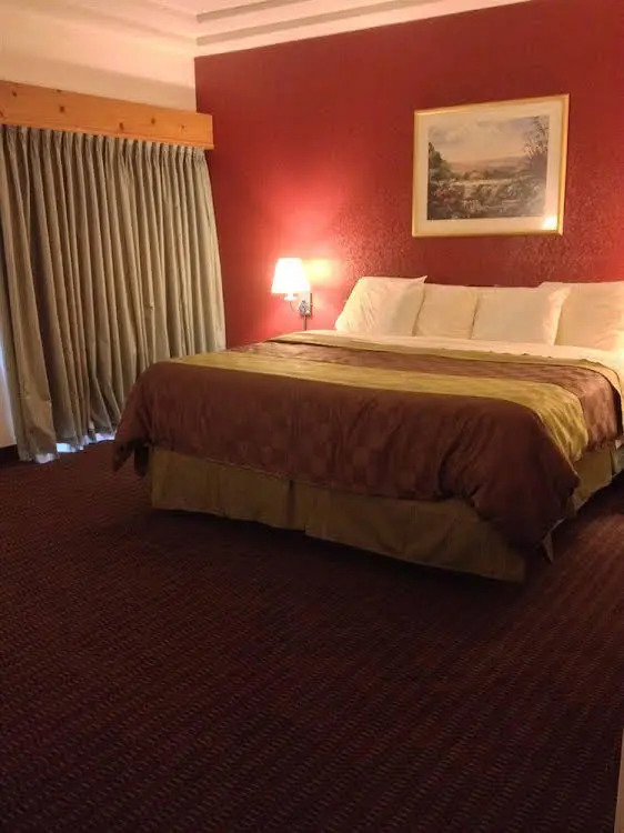 AmericInn Belle Plaine - photo 8