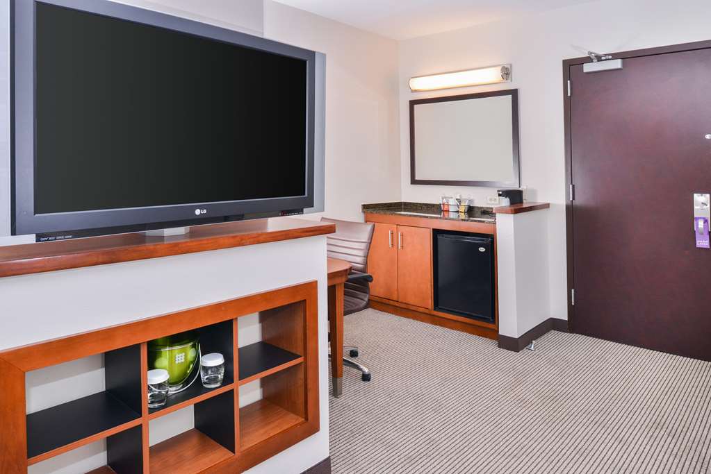 Hyatt Place Chesapeake Greenbrier - photo 33