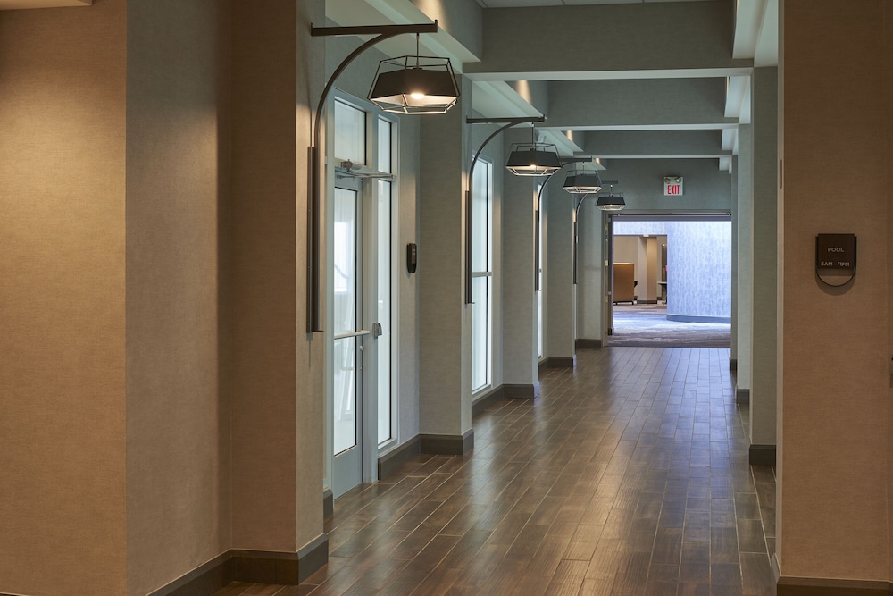 Hilton Cincinnati Airport - photo 38