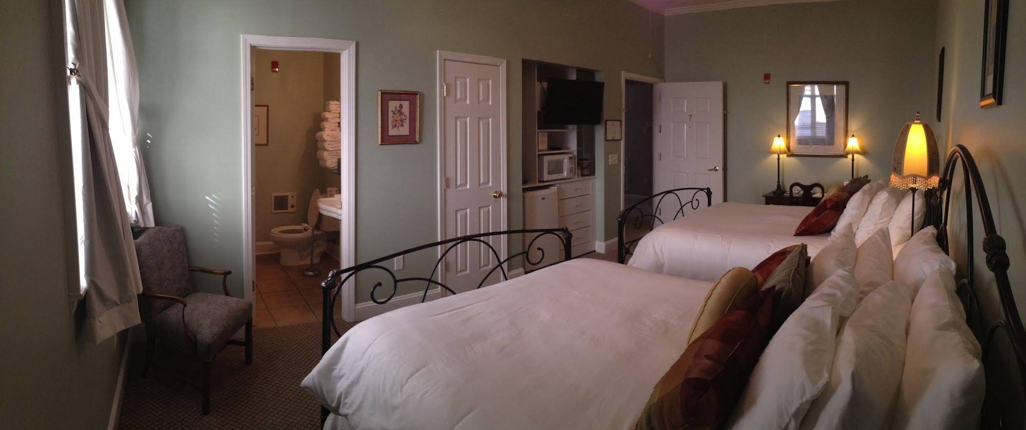 Hotel Riverwalk - photo 22