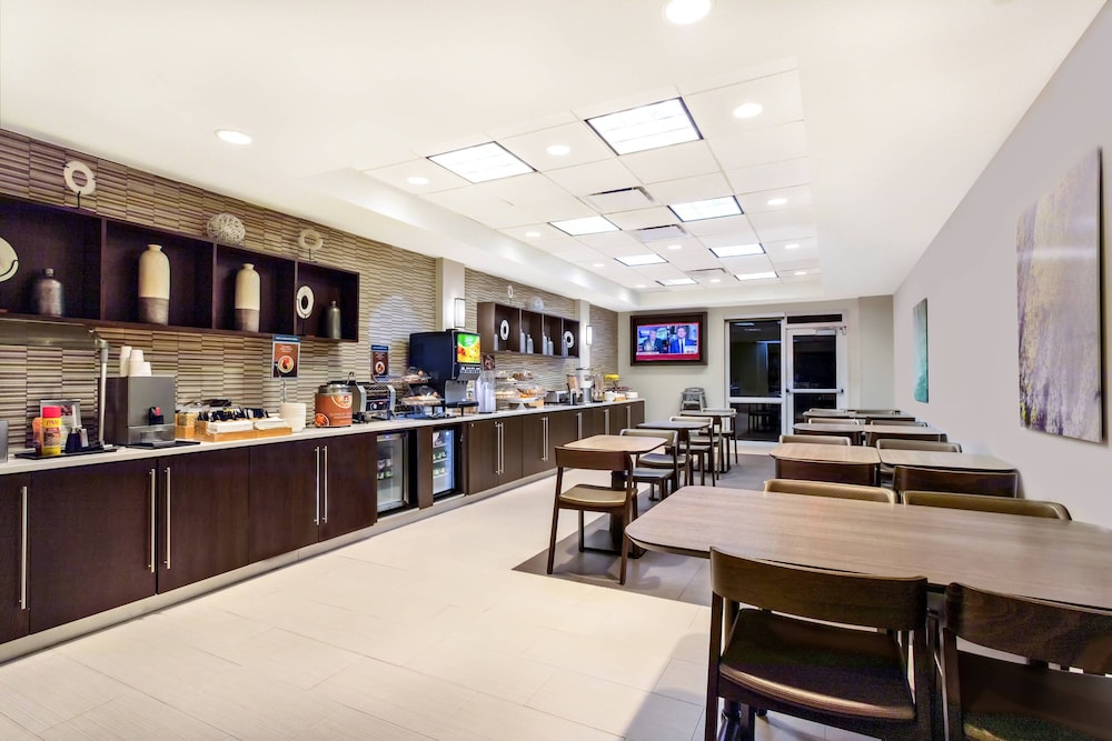 SpringHill Suites by Marriott Miami Airport South Blue Lagoon Area - photo 25