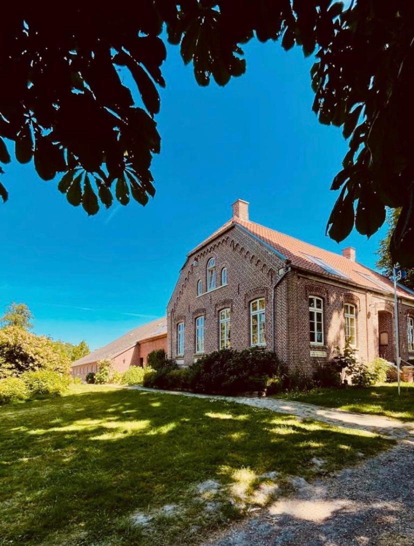 Deichgraf Emden — 4-Star Luxury Hotel in Emden, Germany