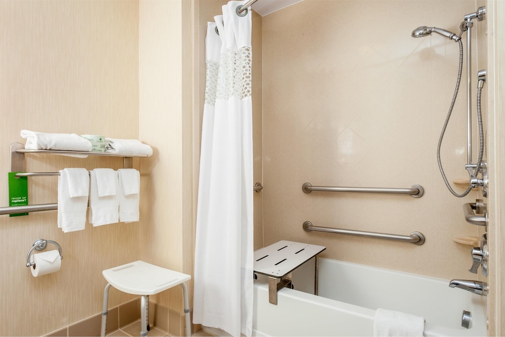 Hampton Inn & Suites Las Vegas Red Rock Summerlin - photo 18