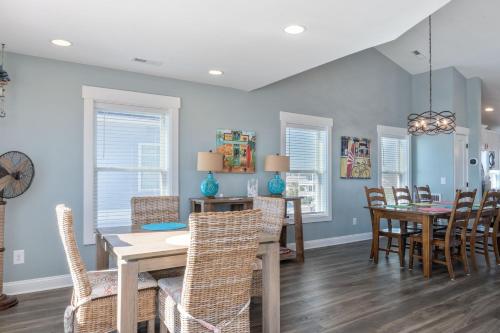 The Treasure Chest by Oak Island Accommodations - photo 42
