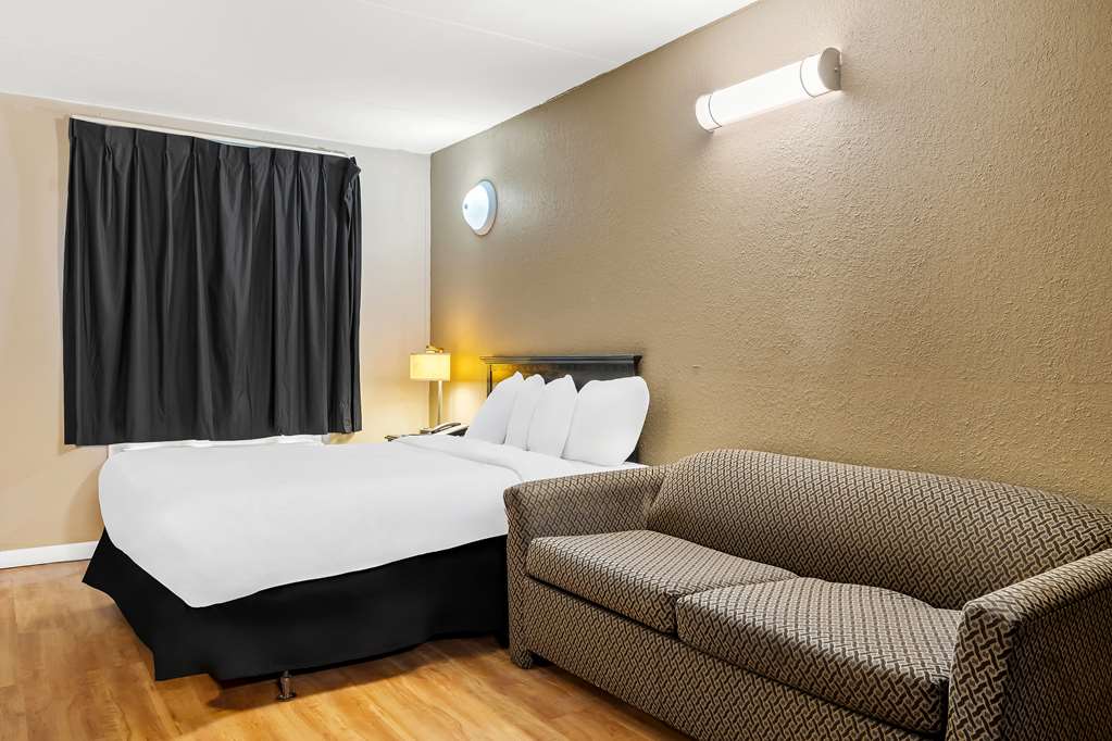 Signature Inn Danville - photo 16