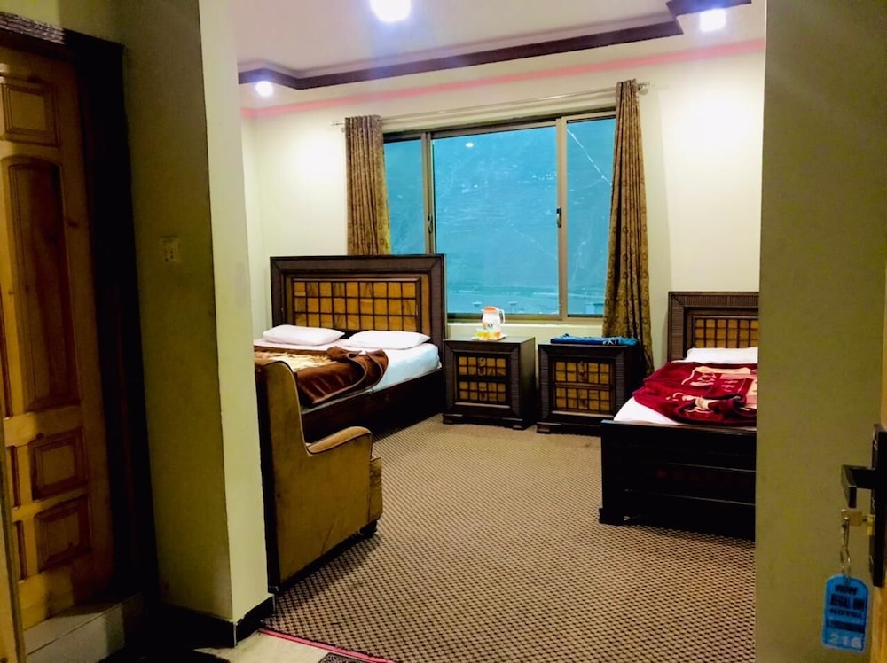 Regal Inn Hotel — hotel in Muzaffarabad