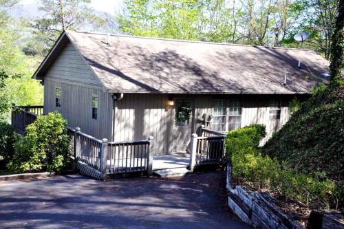 Big Oaks Pointe — Bryson City — photo 2