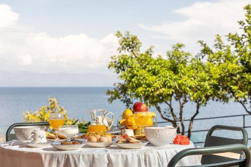 Averto in Unknown City, Greece