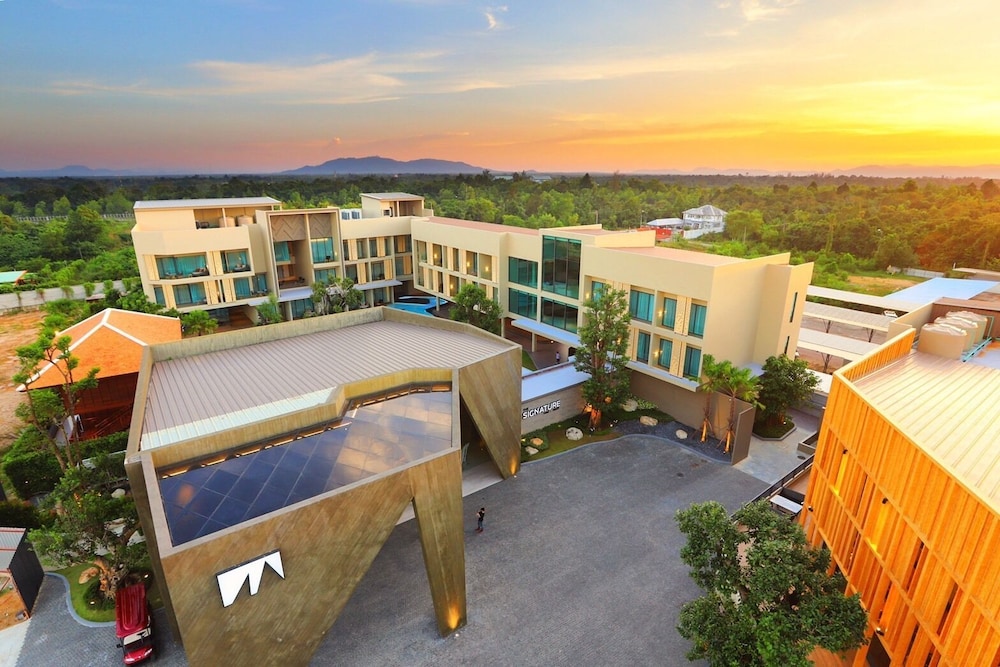 The Signature Hotel Airport in Hat Yai, Thailand