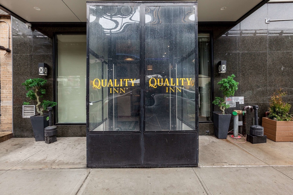 Quality Inn near Sunset Park - photo 25