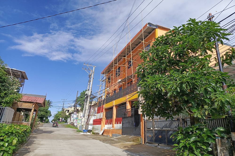 Hotel O Homestay Purirano in Kendari, Indonesia