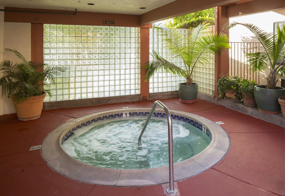 Campbell Inn - photo 23