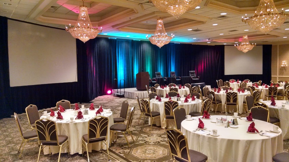 Clayton Plaza Hotel & Extended Stay - photo 31