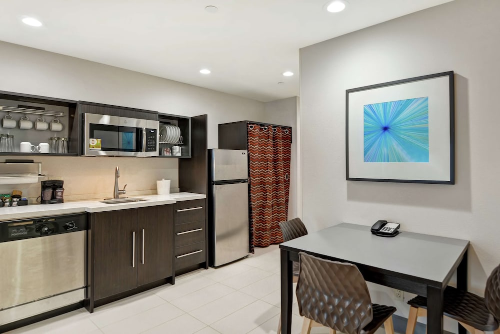 Home2 Suites by Hilton Madison Huntsville Airport - photo 16