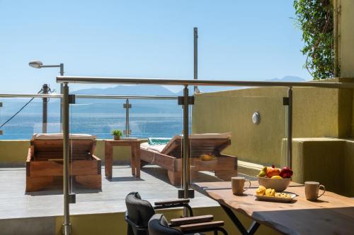Villa Calypso — 4-Star Luxury Hotel in Agios Nikolaos, Greece