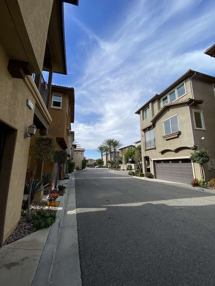 Olive Glen - last minute hotel in Los Angeles