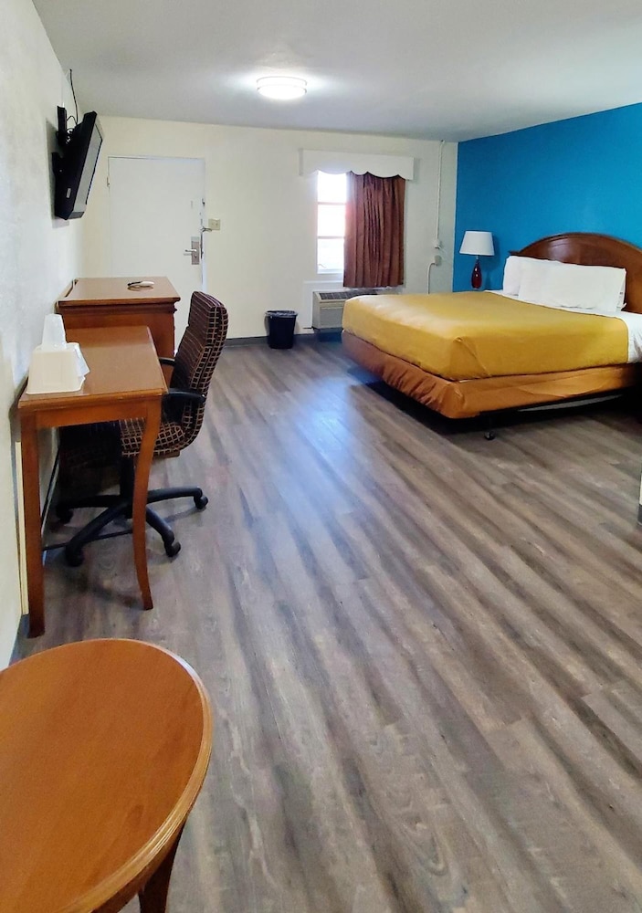 Williamston Inn - photo 9