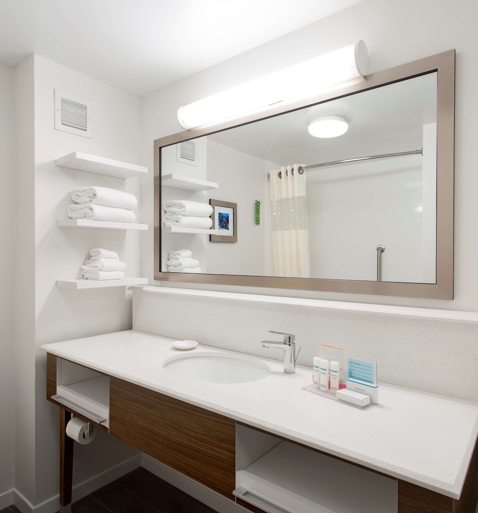 Hampton Inn by Hilton Troy - photo 20