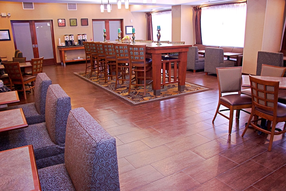 Hampton Inn Sidney NE - photo 52