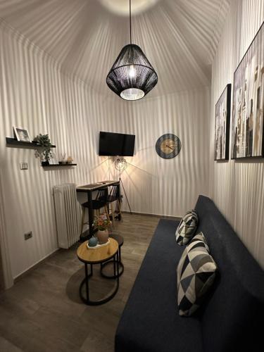 Kamara — 4-Star Luxury Hotel in Athens, Greece