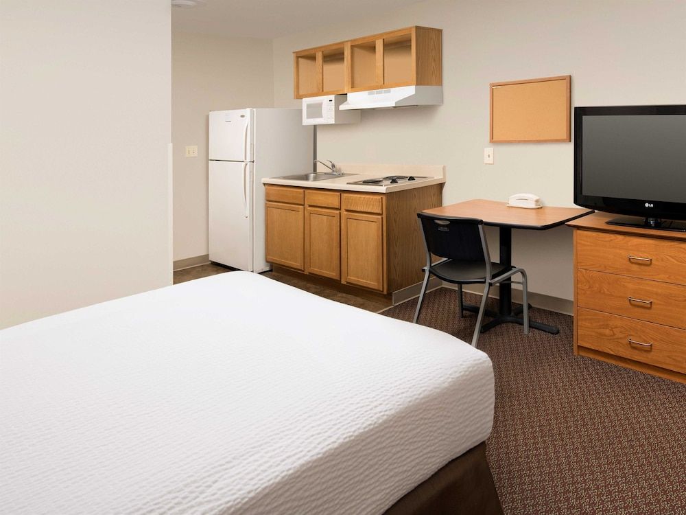 WoodSpring Suites Columbia Lexington - photo 11