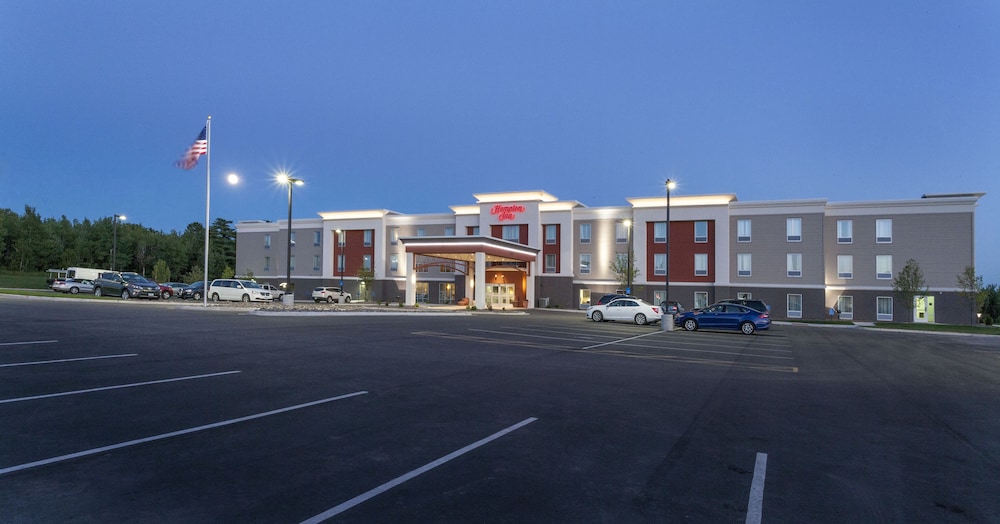 Hampton Inn Hibbing - photo 40