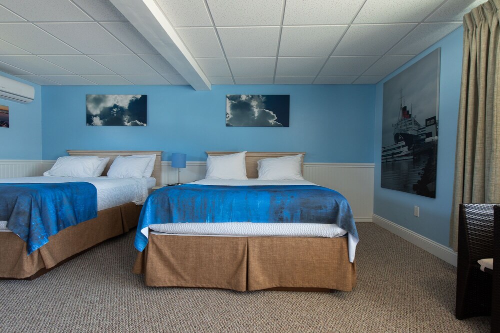 Footbridge Beach Motel - photo 28
