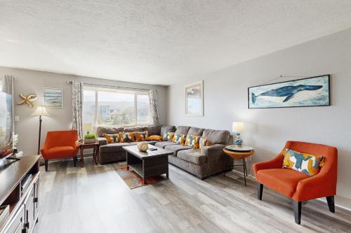 Riverwalk — 4-Star Luxury Hotel in Seaside, United States