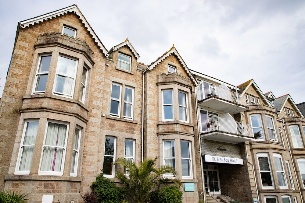 The St Ives Bay Hotel — hotel in St Ives
