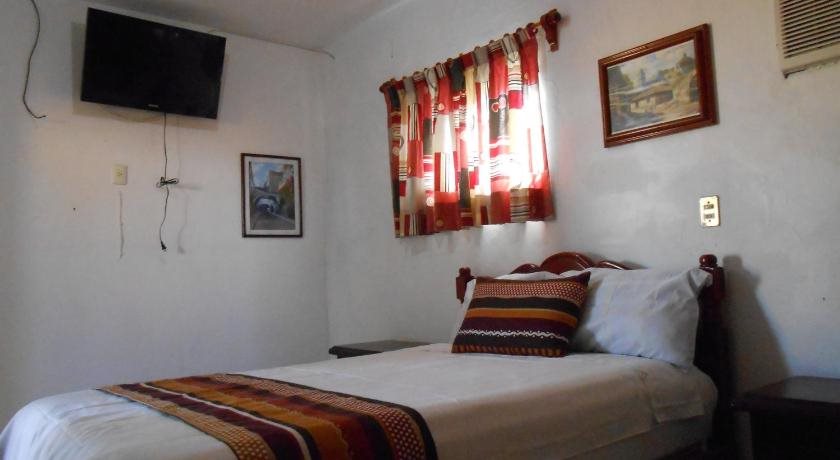 Hotel y Bungalows Monteverde — Playa De Chachalacas — photo 4