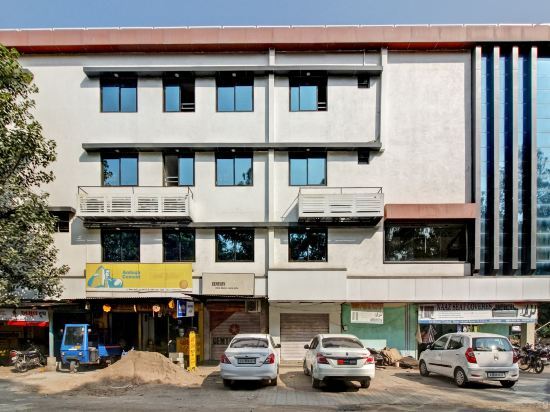 Hotel Apex in Bharuch, India